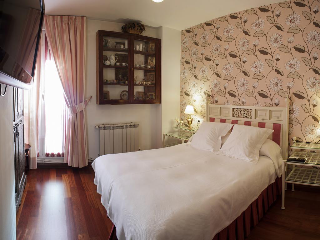 Ch Hostal Victoria كوينكا المظهر الخارجي الصورة