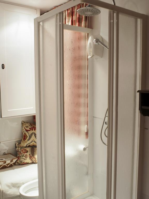 Ch Hostal Victoria كوينكا المظهر الخارجي الصورة
