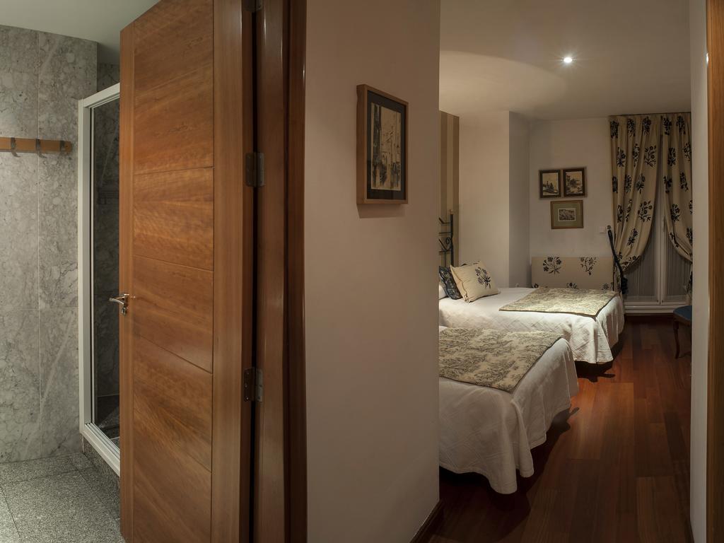 Ch Hostal Victoria كوينكا المظهر الخارجي الصورة