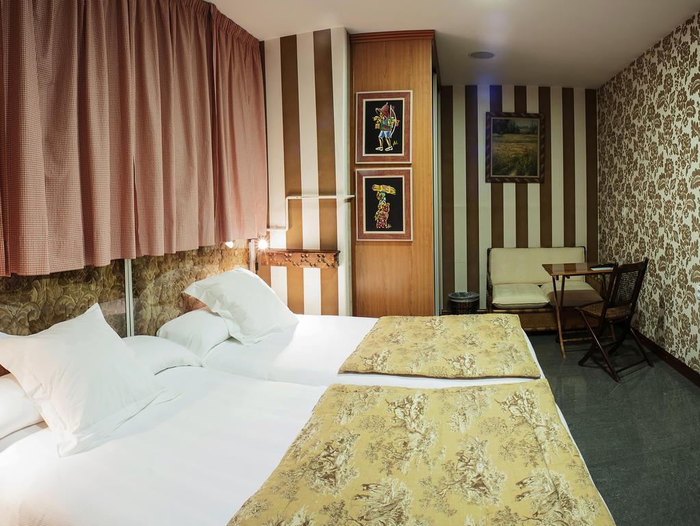 Ch Hostal Victoria كوينكا المظهر الخارجي الصورة