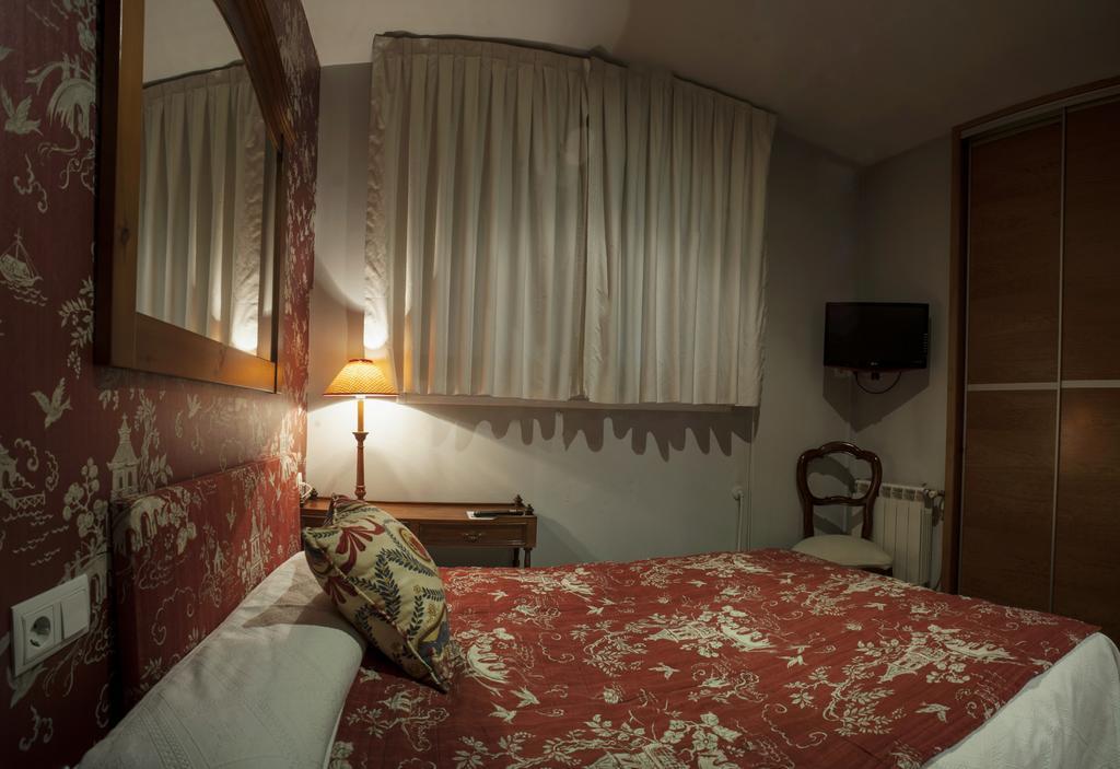 Ch Hostal Victoria كوينكا المظهر الخارجي الصورة